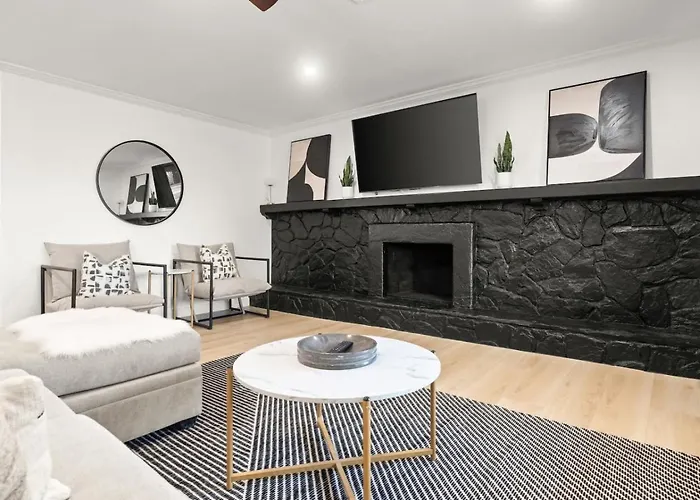 Camelback Hideaway In Old Town *