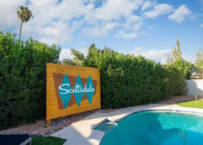 Camelback Hideaway In Old Town Holiday home *