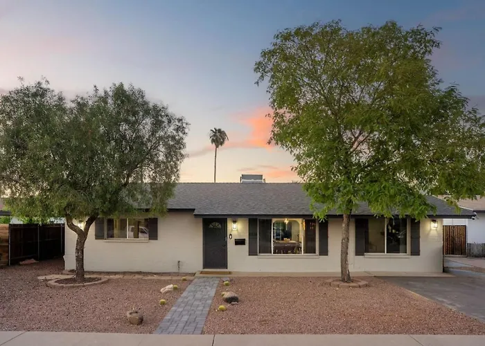 Camelback Hideaway In Old Town Holiday home